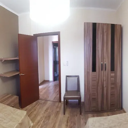 Golden Line, Private Rm 214 *